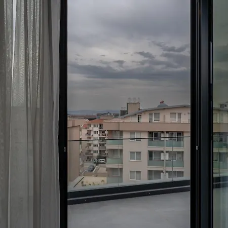 Hotel Leo