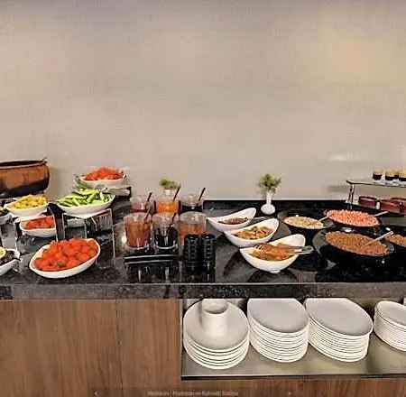 Leo 4* Bursa